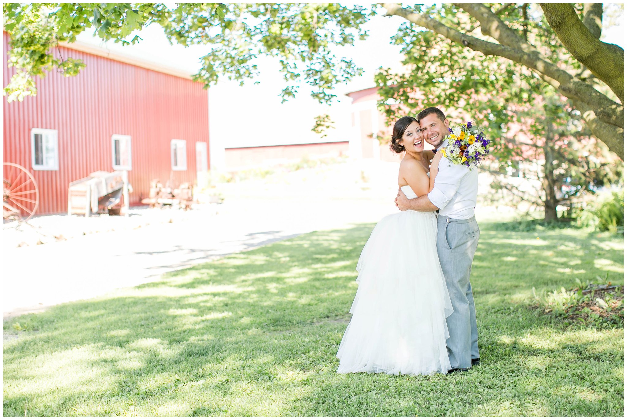 Schusters_Farm_Wedding_Deerfield_Wisconsin_0123.jpg