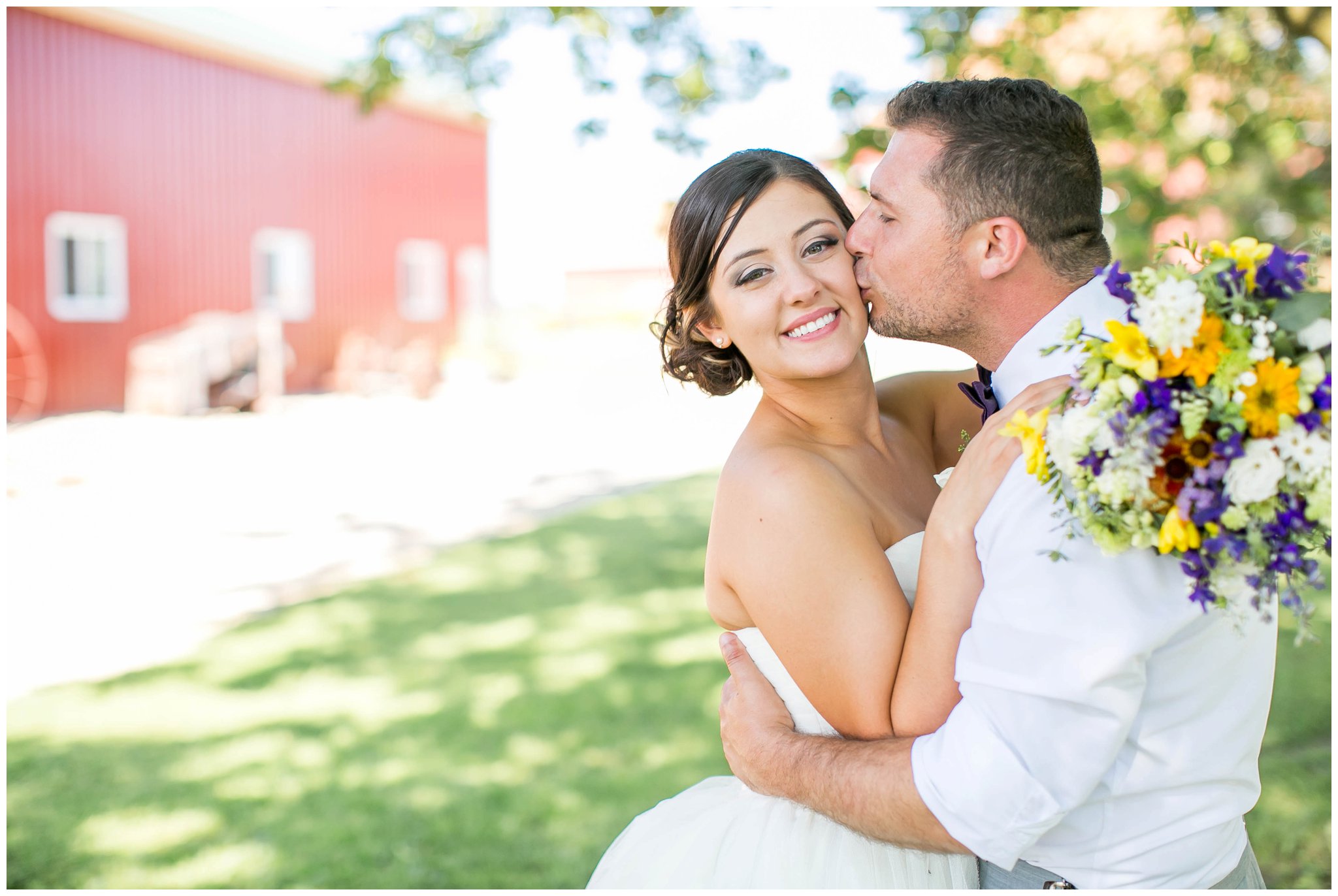 Schusters_Farm_Wedding_Deerfield_Wisconsin_0125.jpg