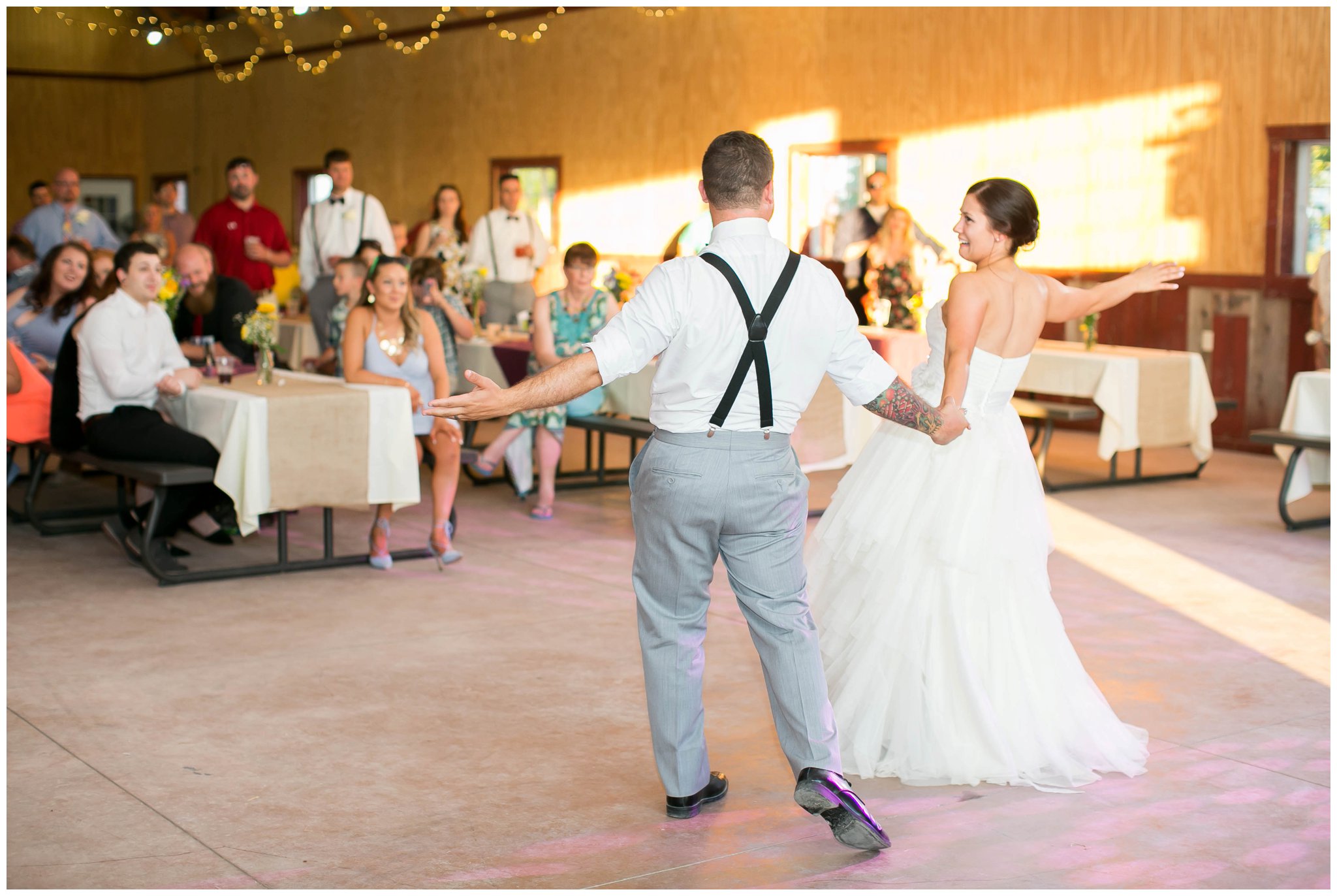 Schusters_Farm_Wedding_Deerfield_Wisconsin_0149.jpg