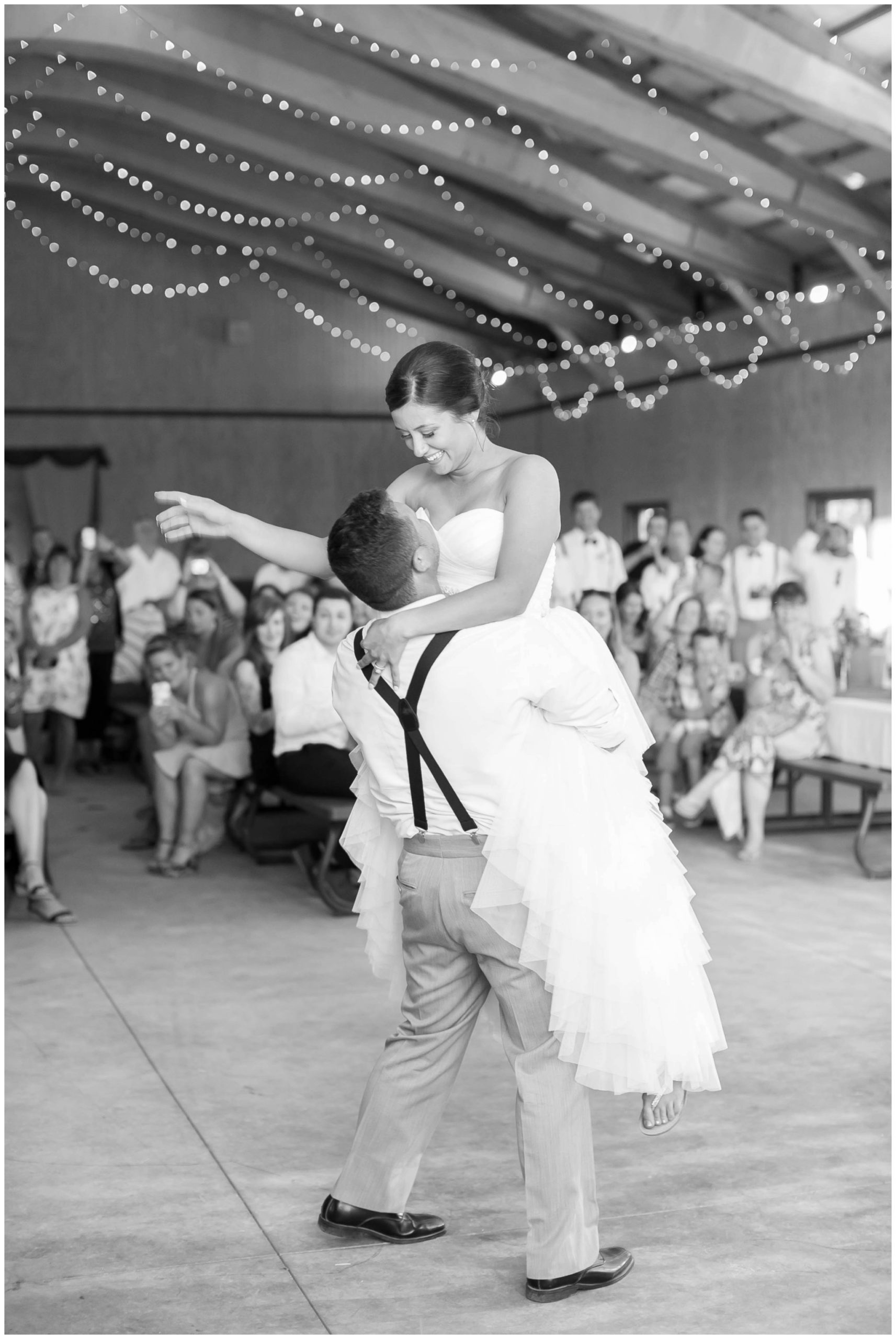 Schusters_Farm_Wedding_Deerfield_Wisconsin_0152.jpg