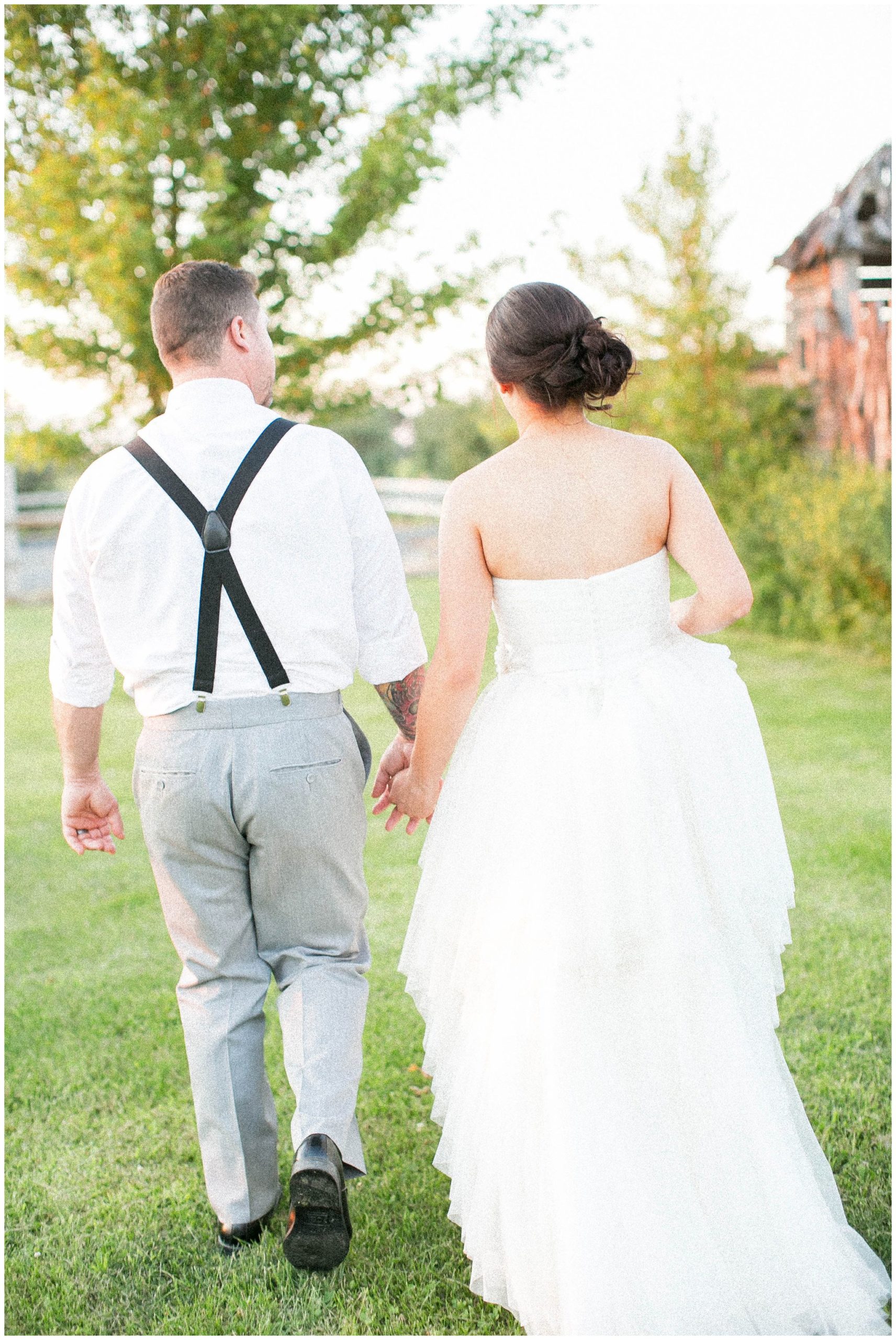 Schusters_Farm_Wedding_Deerfield_Wisconsin_0170.jpg