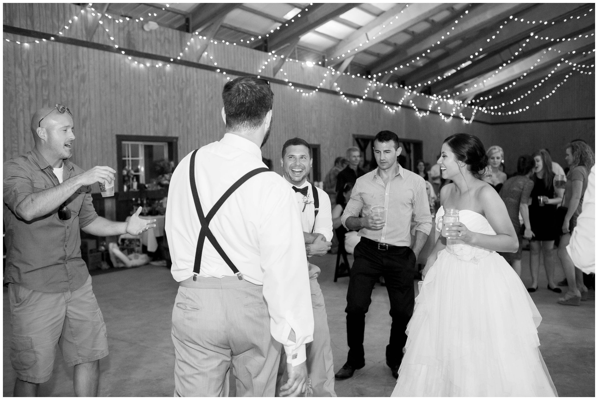 Schusters_Farm_Wedding_Deerfield_Wisconsin_0174.jpg