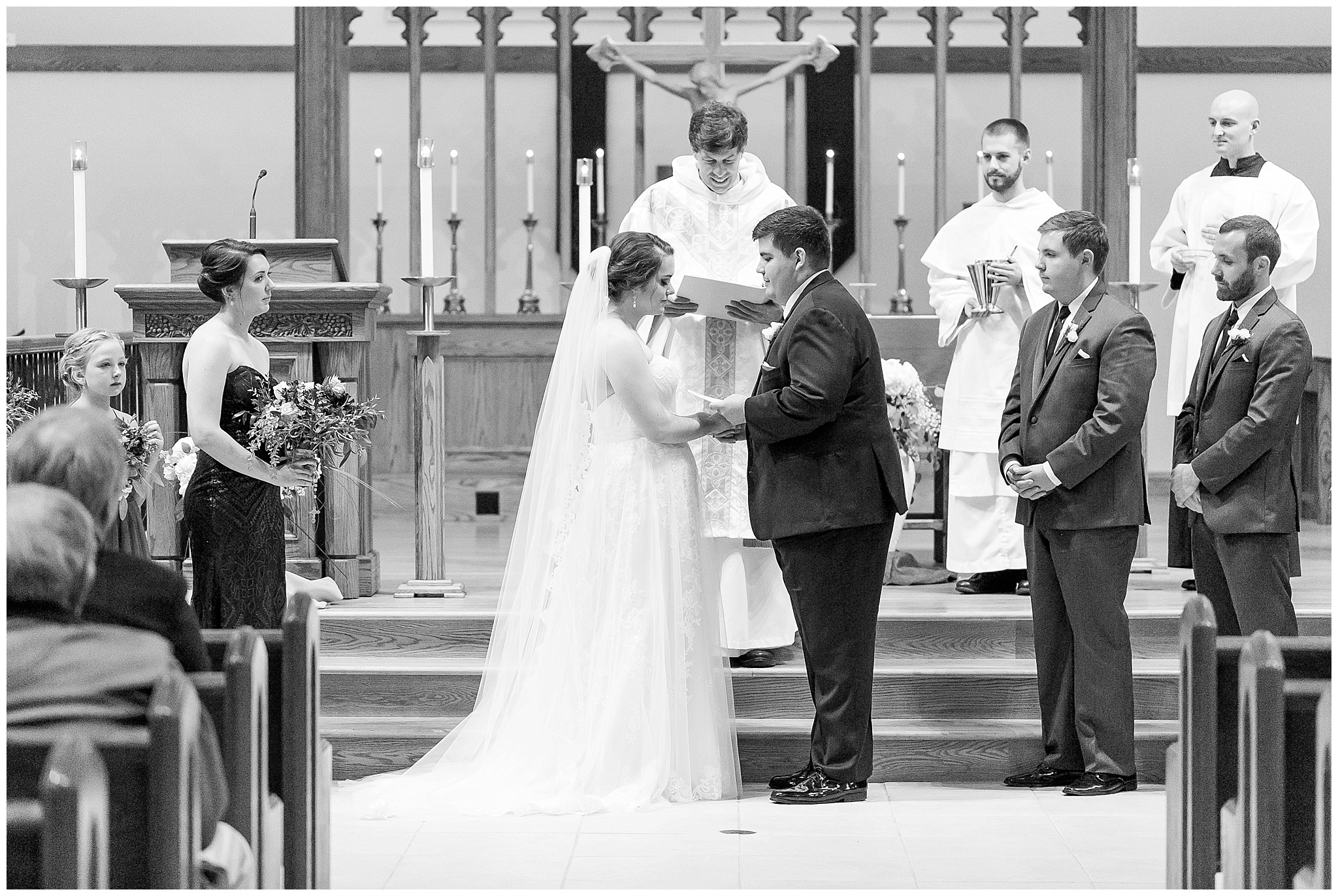 Madison_Wisconsin_Wedding_Photographers_Saint_Paul_University_Catholic_Center_0865.jpg