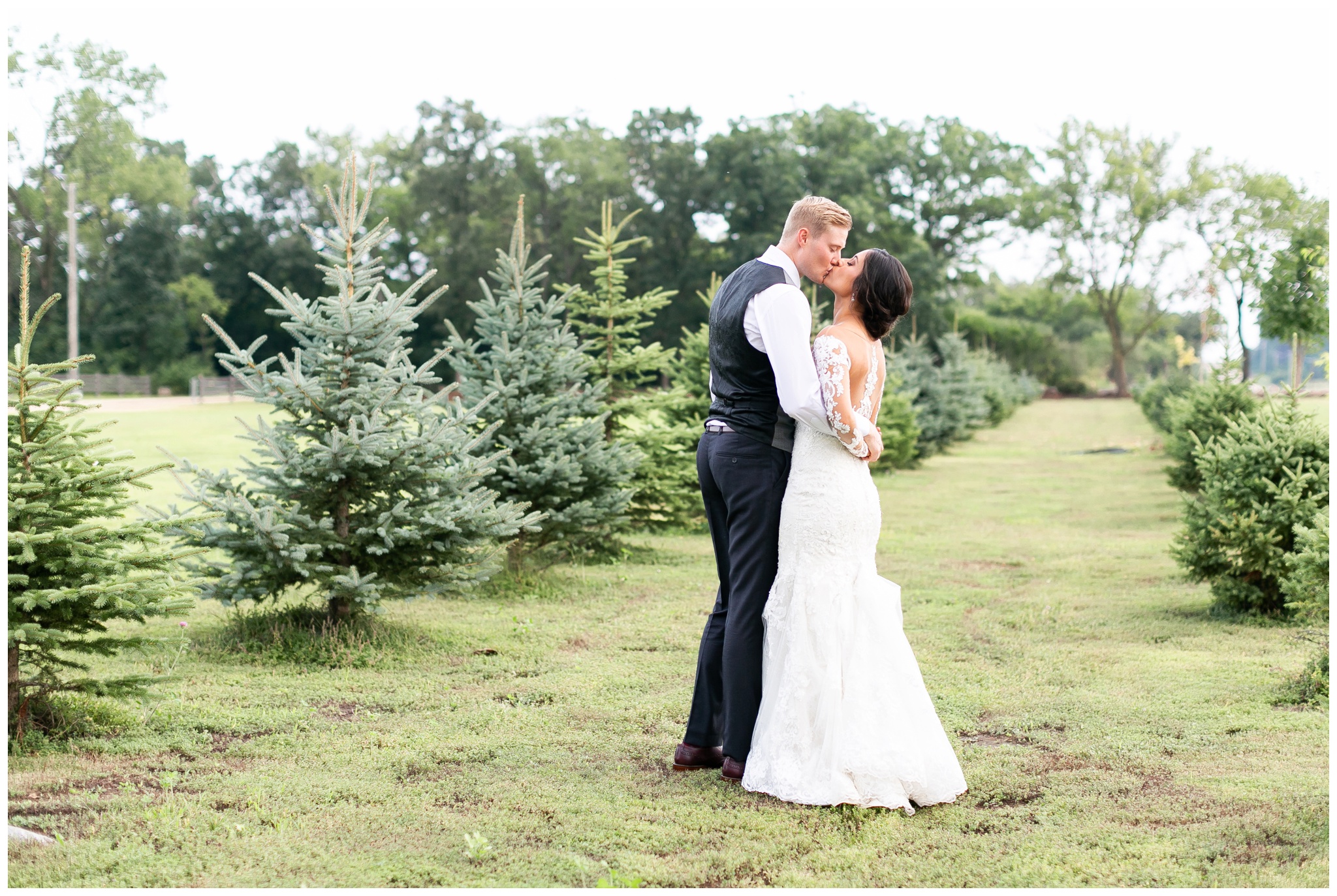 the_barn_at_harvest_moon_pond_caynay_photo_madison_wisconsin_1015.jpg