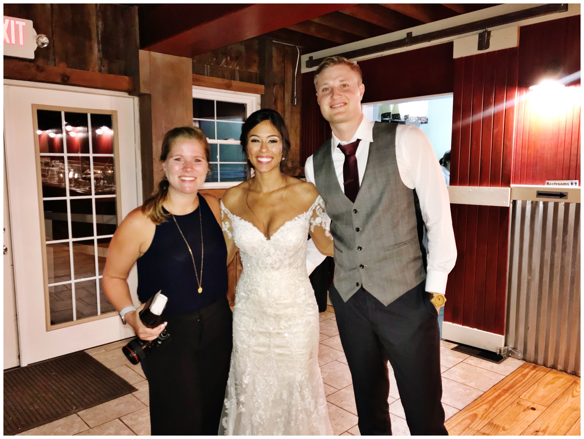 the_barn_at_harvest_moon_pond_caynay_photo_madison_wisconsin_1026.jpg