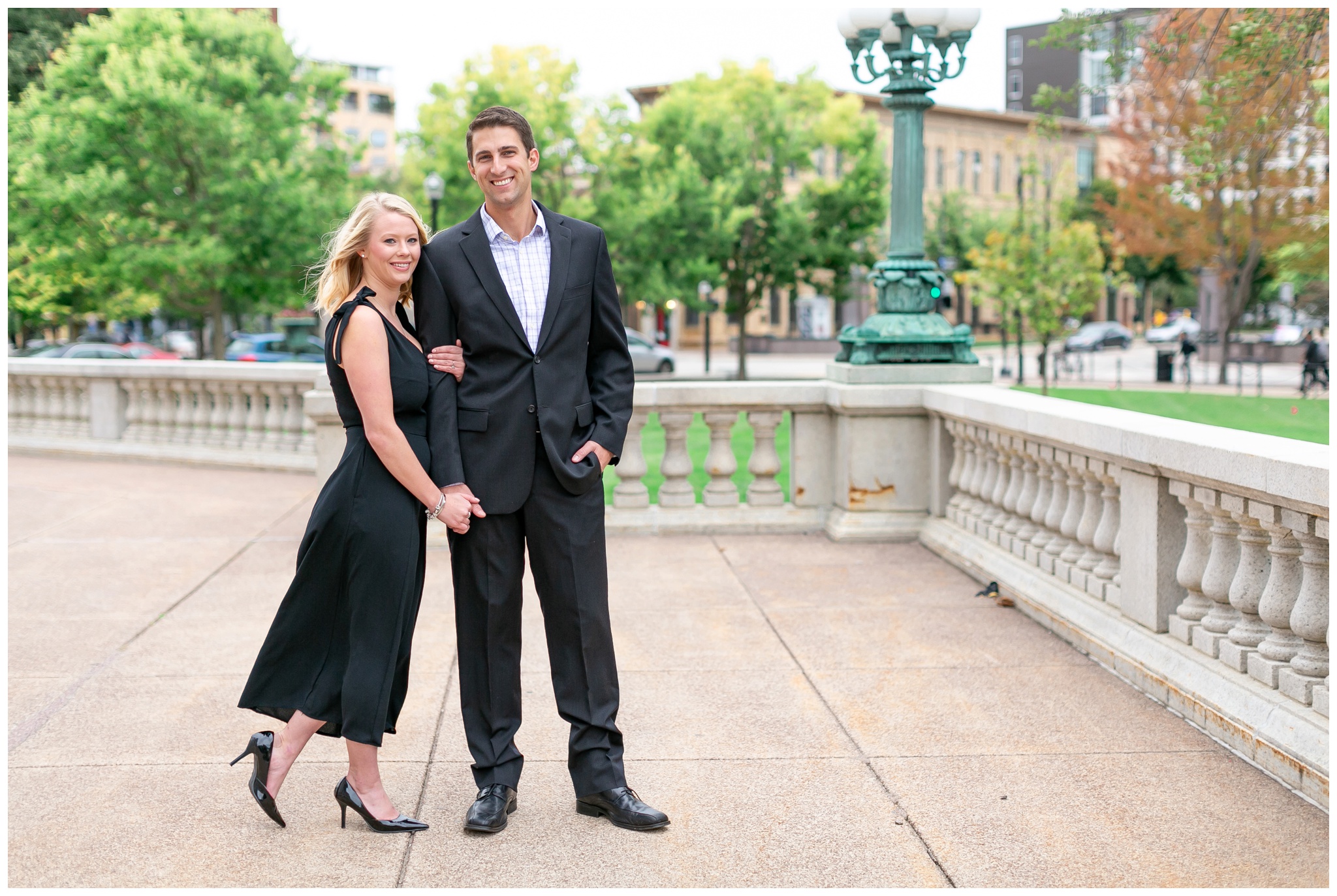 Downtown_madison_wisconsin_engagement_session_1494.jpg