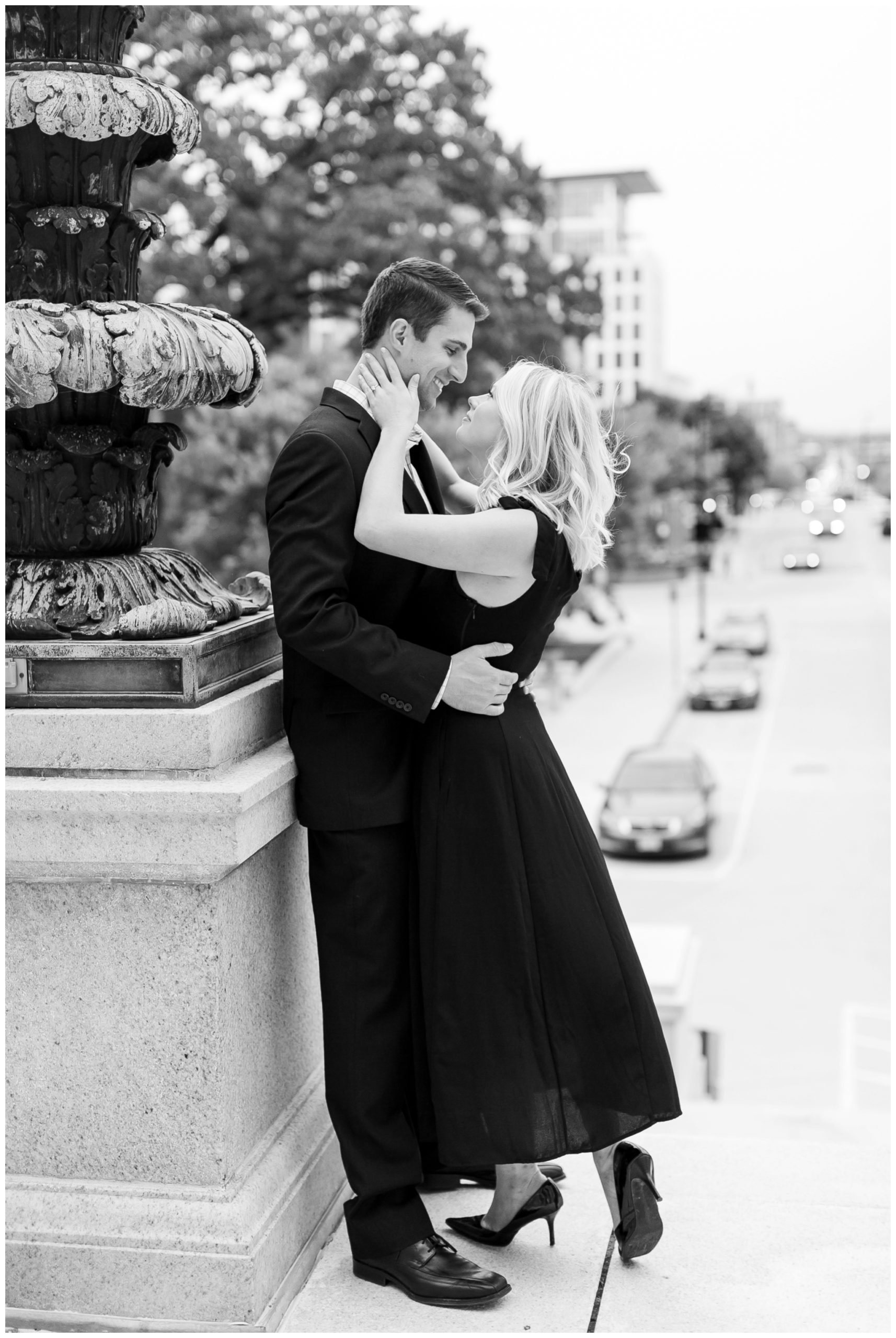 Downtown_madison_wisconsin_engagement_session_1506.jpg