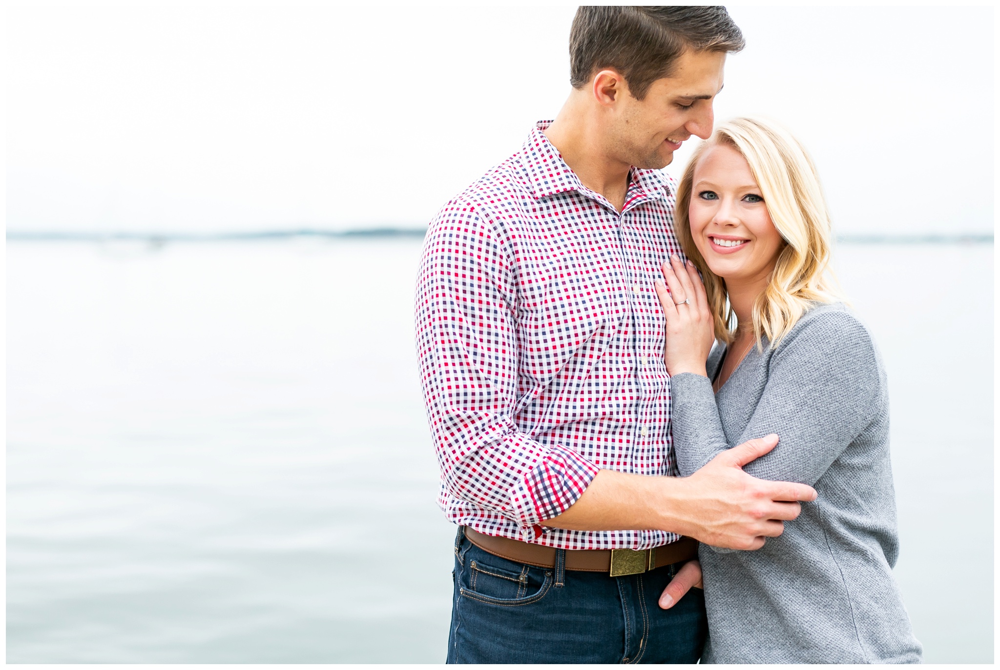 Downtown_madison_wisconsin_engagement_session_1520.jpg