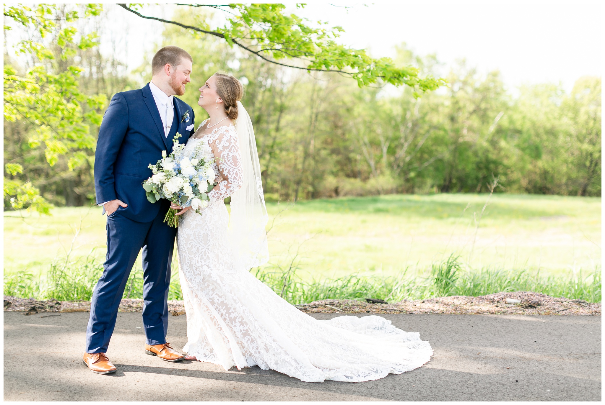 vennebu_hill_baraboo_wisconsin_wedding_madison_wisconsin_wedding_photographers_3047.jpg