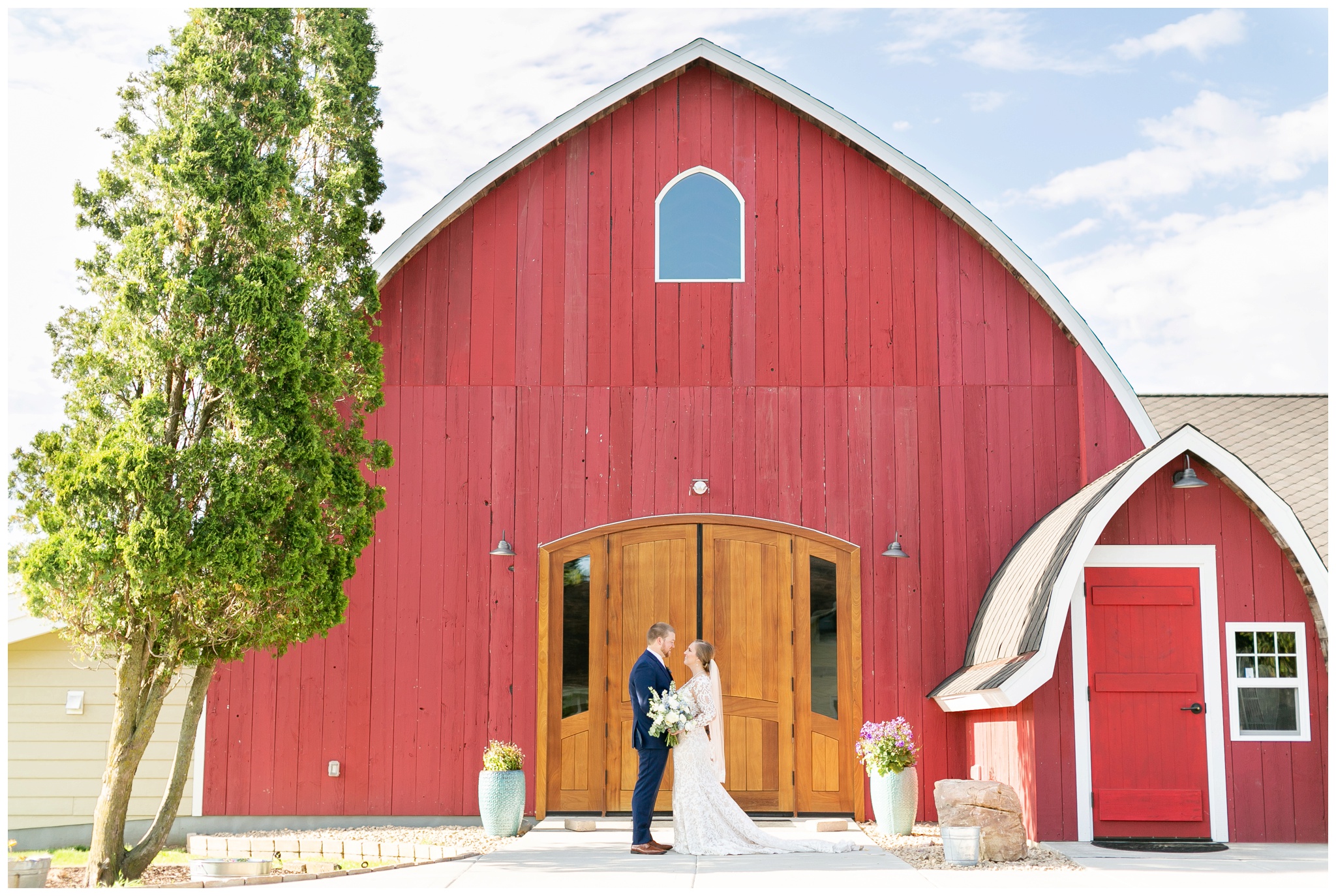 vennebu_hill_baraboo_wisconsin_wedding_madison_wisconsin_wedding_photographers_3053.jpg