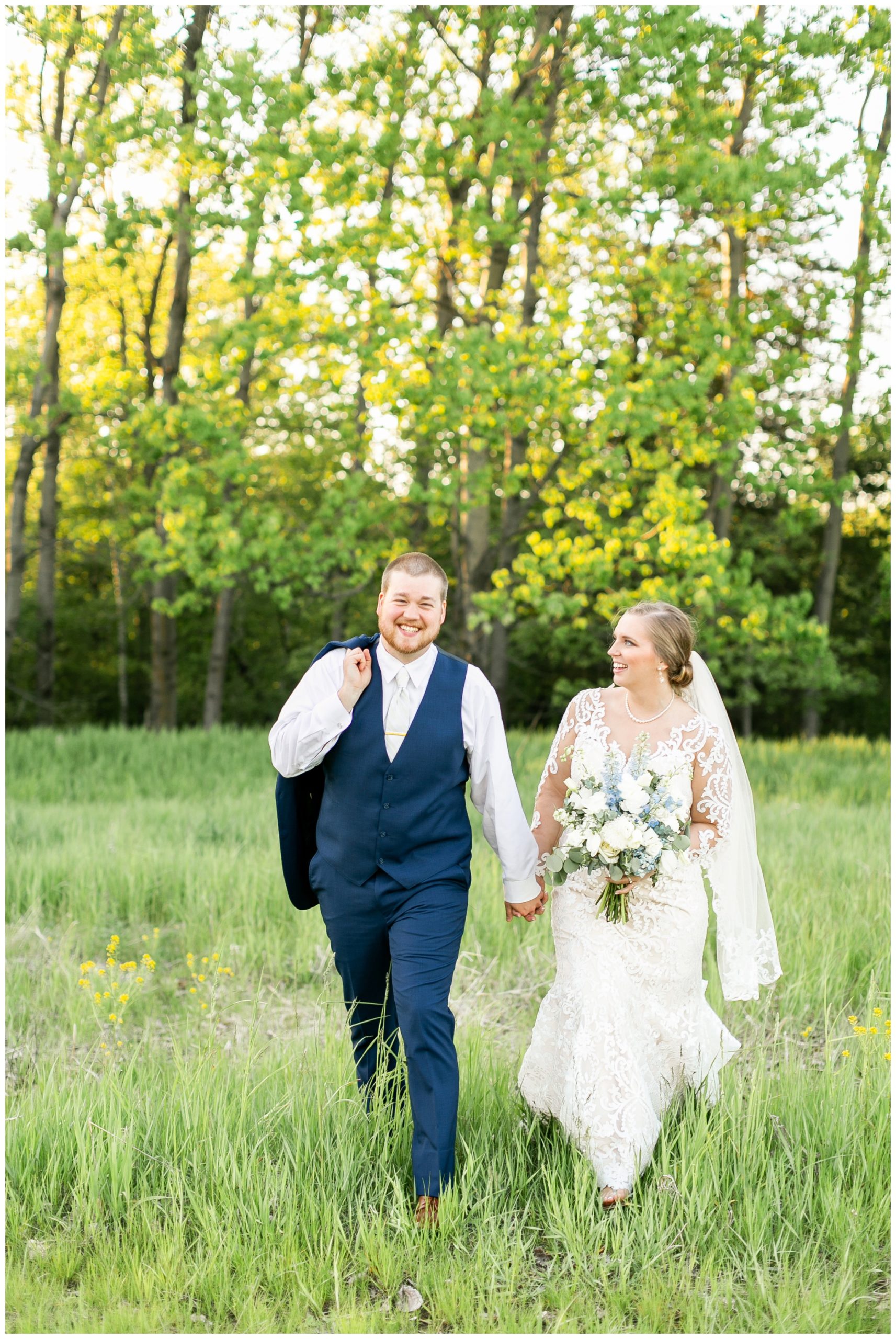 vennebu_hill_baraboo_wisconsin_wedding_madison_wisconsin_wedding_photographers_3065.jpg