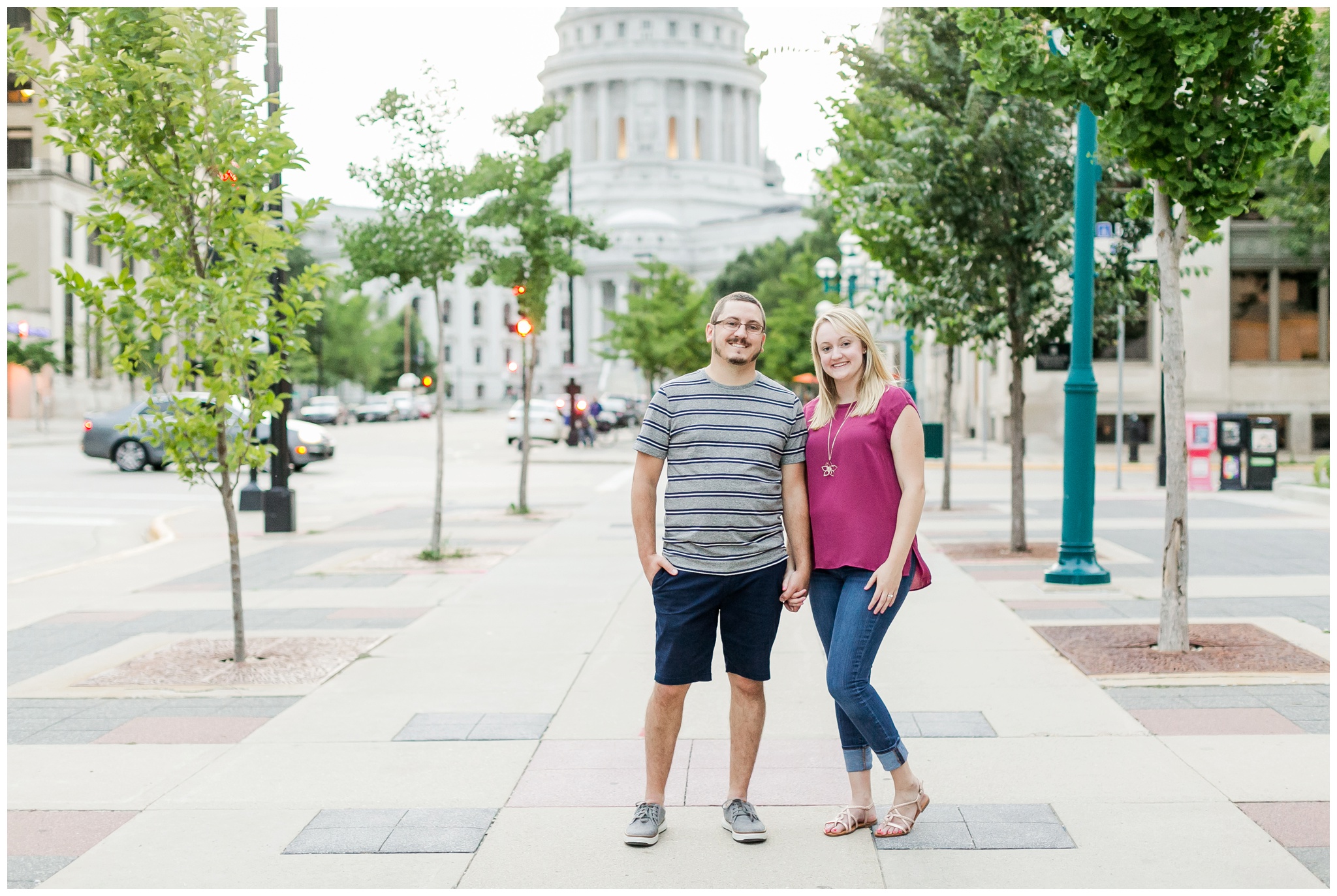 Downtown_madison_wisconsin_engagement_session_4225.jpg