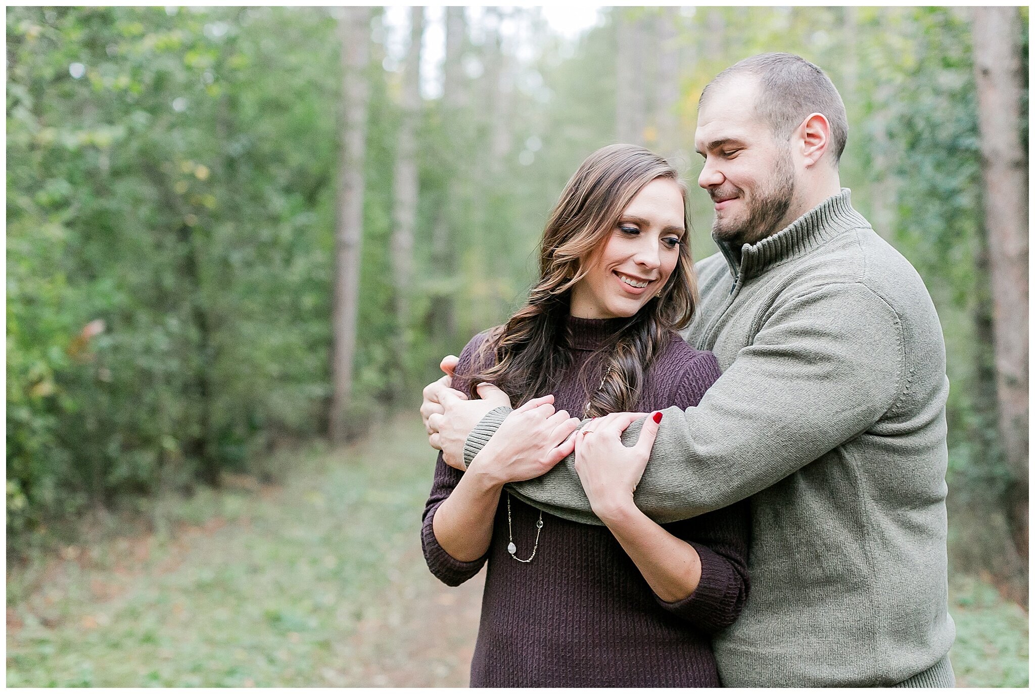 scuppernong_trail_engagement_session_dousman_wisconsin_wedding_photographers_0605.jpg