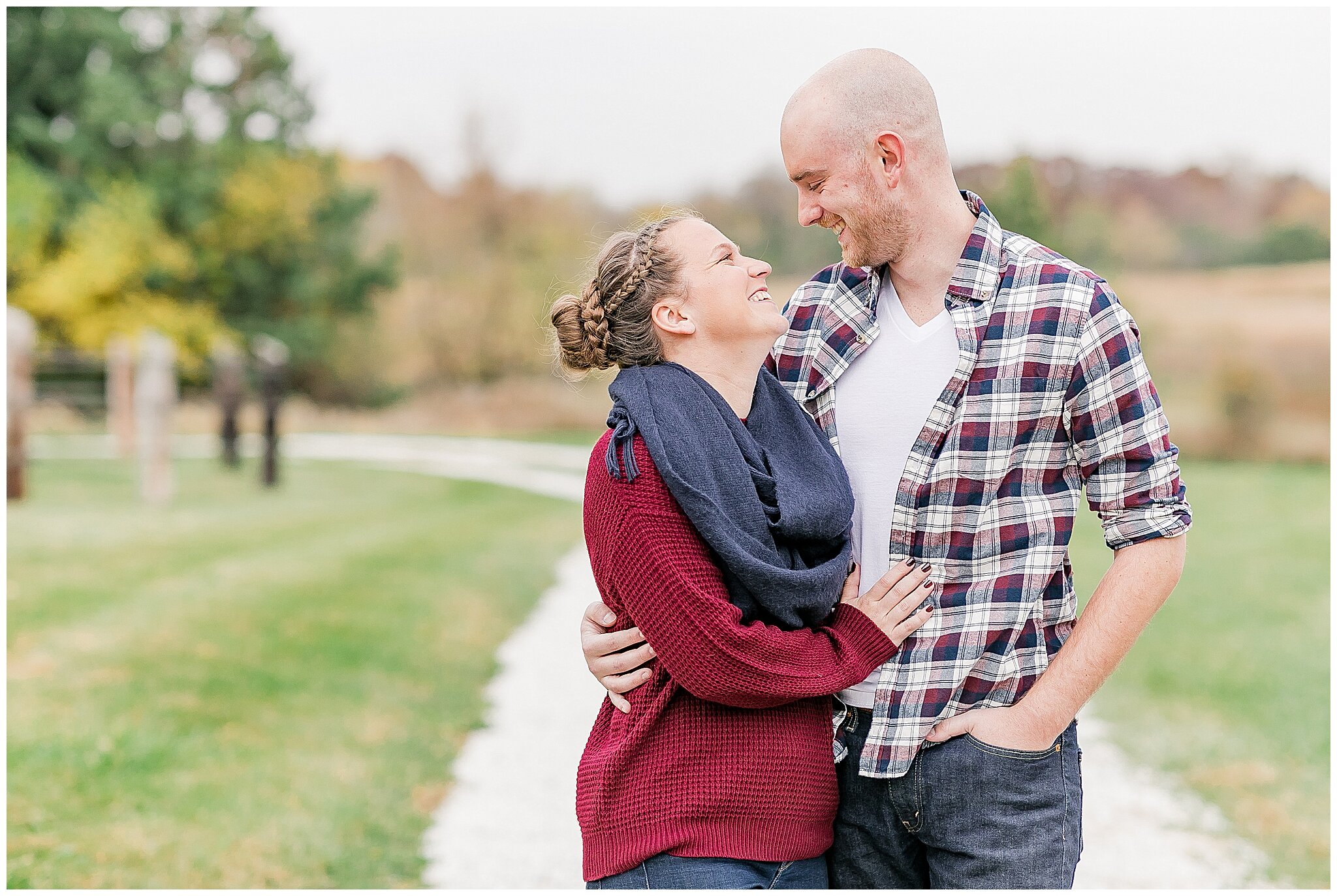 fall_engagement_pictures_madison_wisconsin_wedding_photographer_2337.jpg