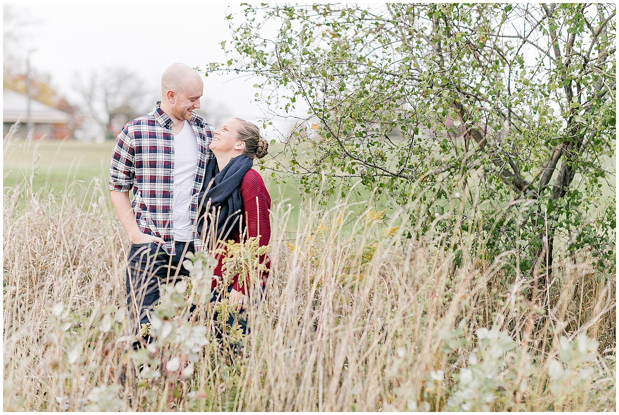 fall_engagement_pictures_madison_wisconsin_wedding_photographer_2355.jpg