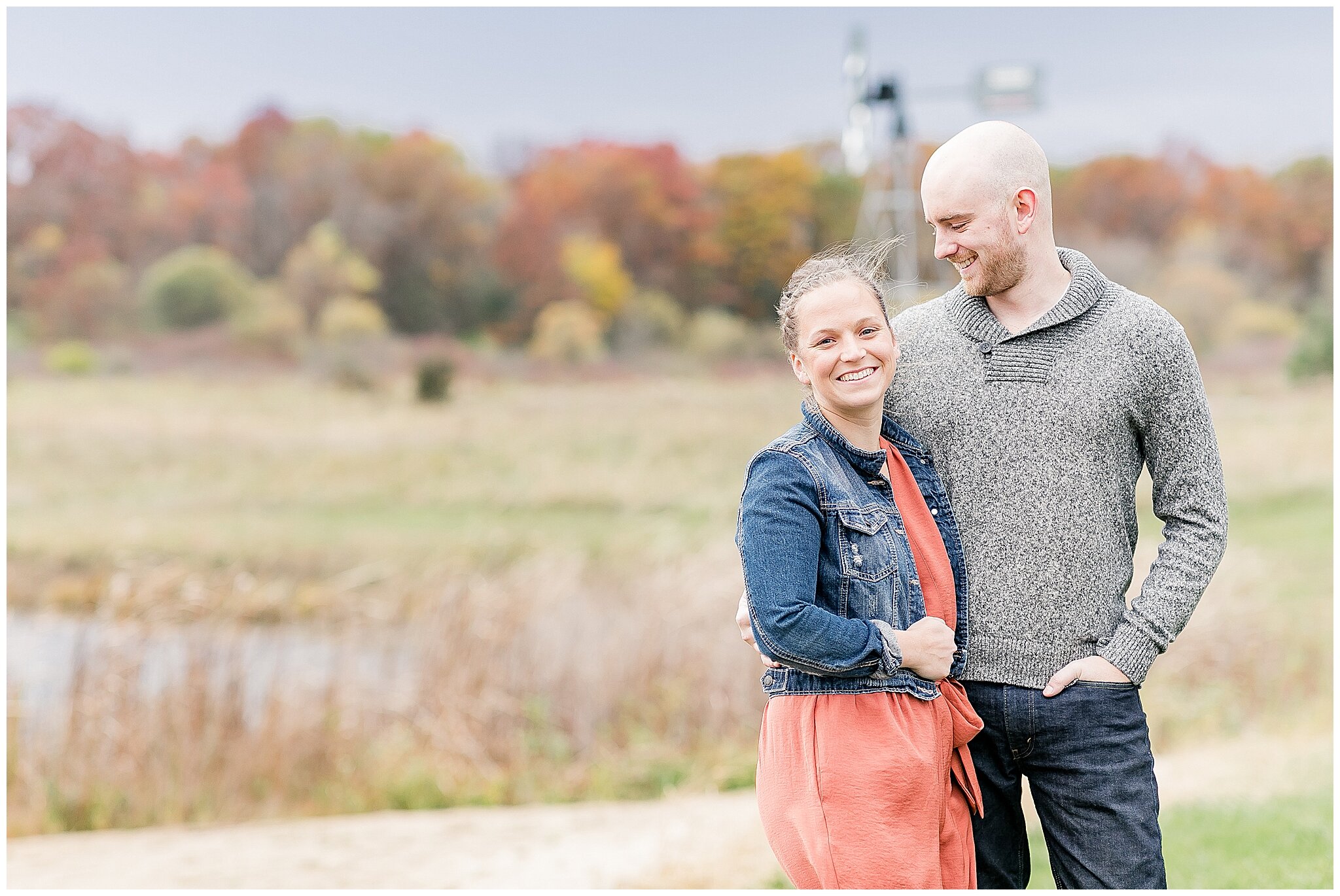 fall_engagement_pictures_madison_wisconsin_wedding_photographer_2359.jpg