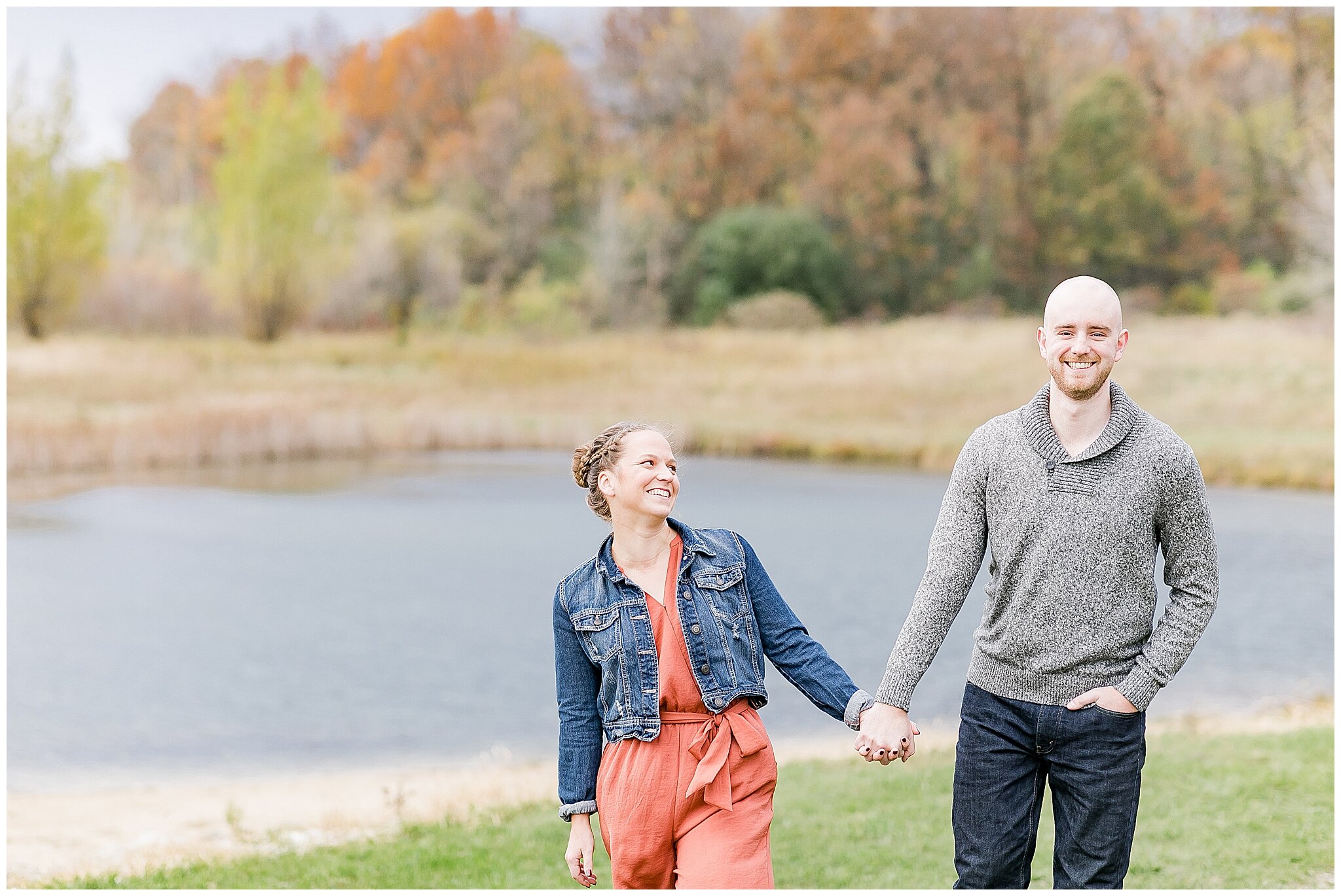 fall_engagement_pictures_madison_wisconsin_wedding_photographer_2362.jpg