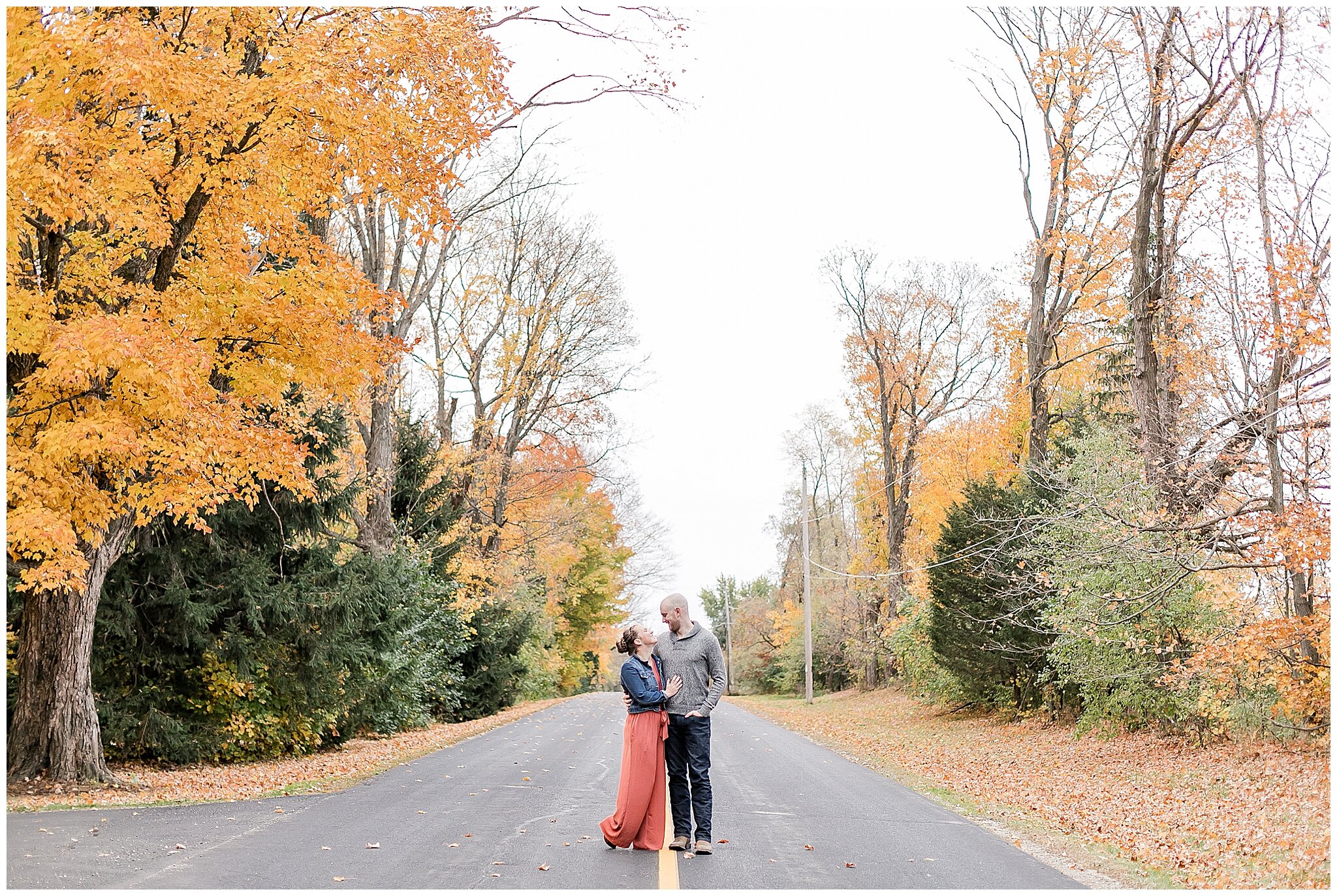 fall_engagement_pictures_madison_wisconsin_wedding_photographer_2374.jpg